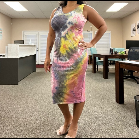 Color of the sky midi dress - Picture 3 of 3